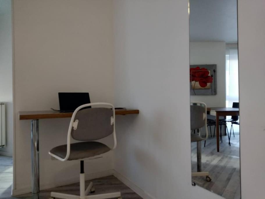 Superb Modern Apartment Клиши Экстерьер фото